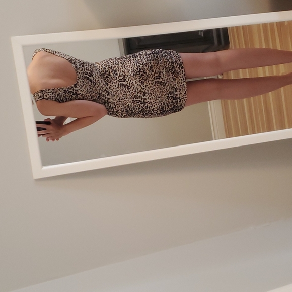 Cheetah print dress - Picture 3 of 3